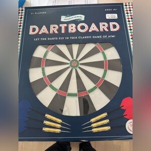 Brand New Never Used Dartboard! Great Gift Idea!
